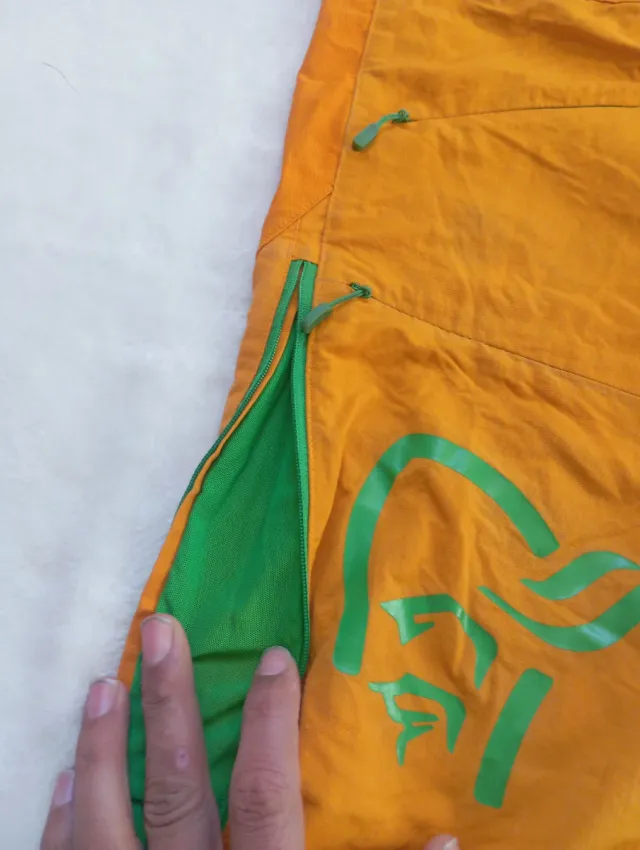 Pantalones cortos Norrona Naranjas