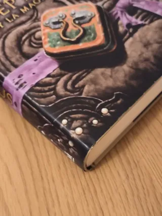 Septimus y la magia negra. Angie Sage