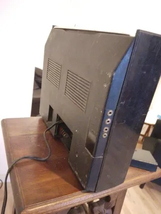 Radiocassette vintage Orion — radio + cassette