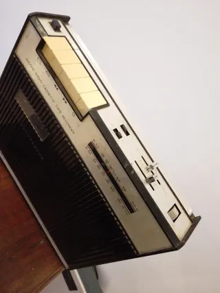 Radiocassette vintage Orion — radio + cassette
