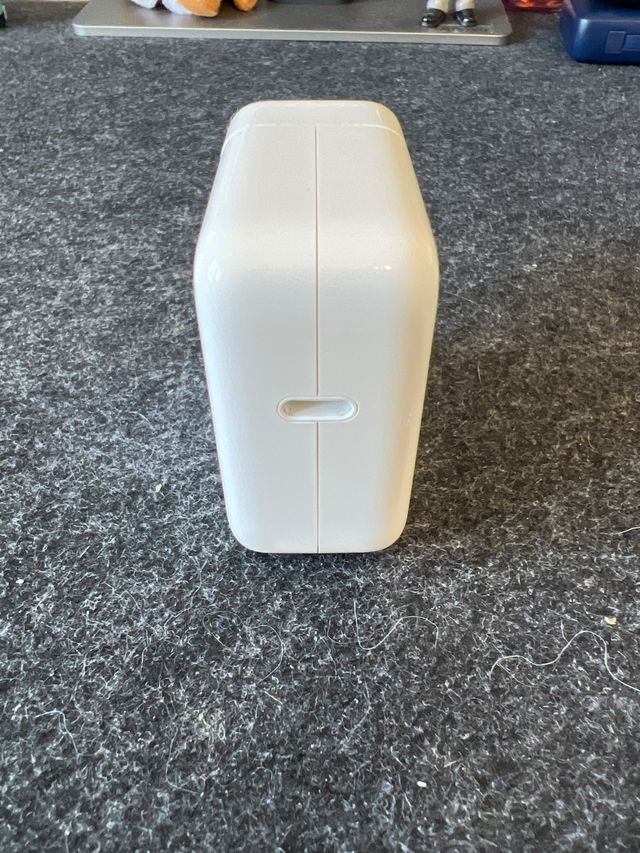 Cargador Nuevo USB-C 30W Original MacBook