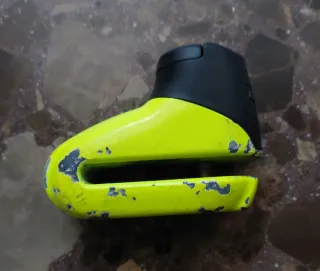 Antirrobo para freno de disco moto,marca BUFFO