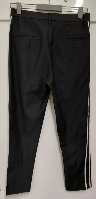 Pantalón Zara Man negro con lista lateral