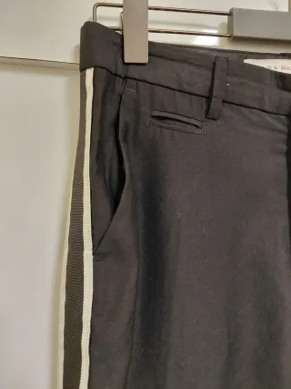Pantalón Zara Man negro con lista lateral