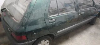 Renault Clio 1.9d año 1996