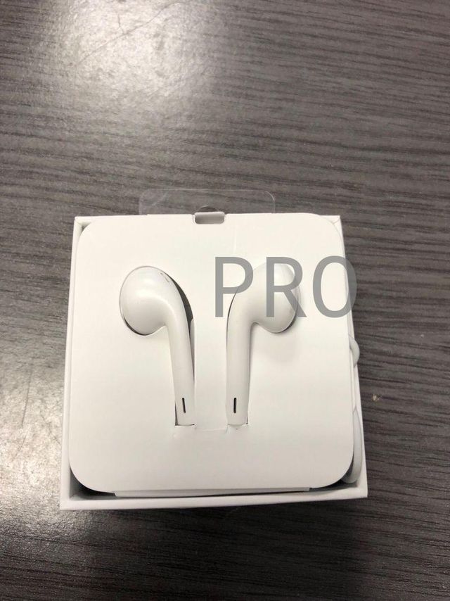 Apple EarPods