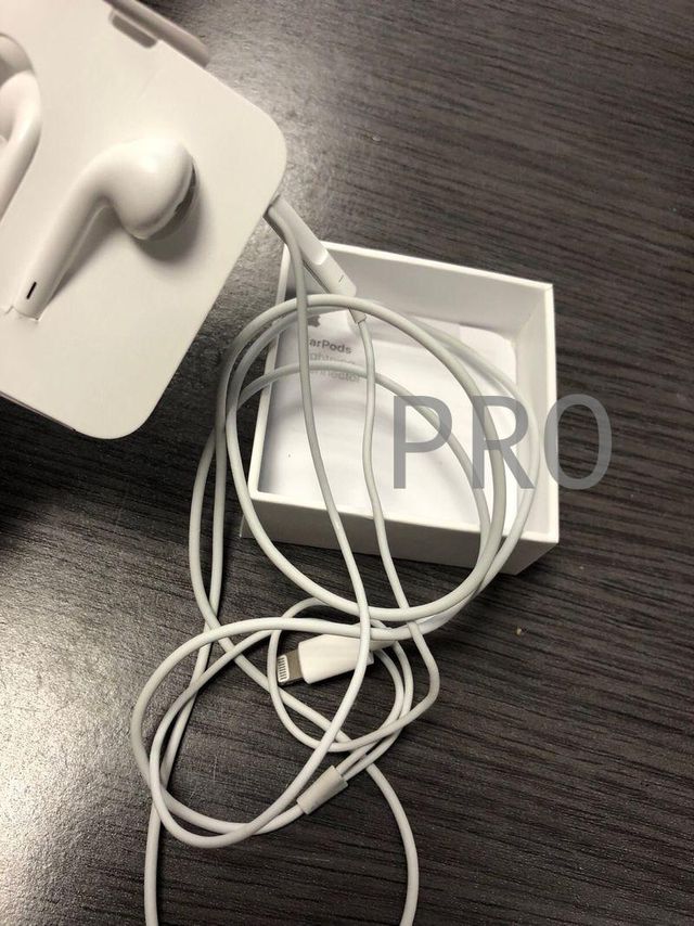 Apple EarPods