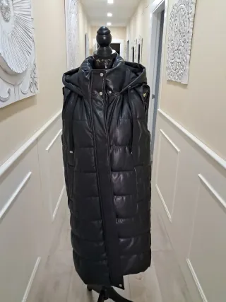 Chaleco largo acolchado mujer negro