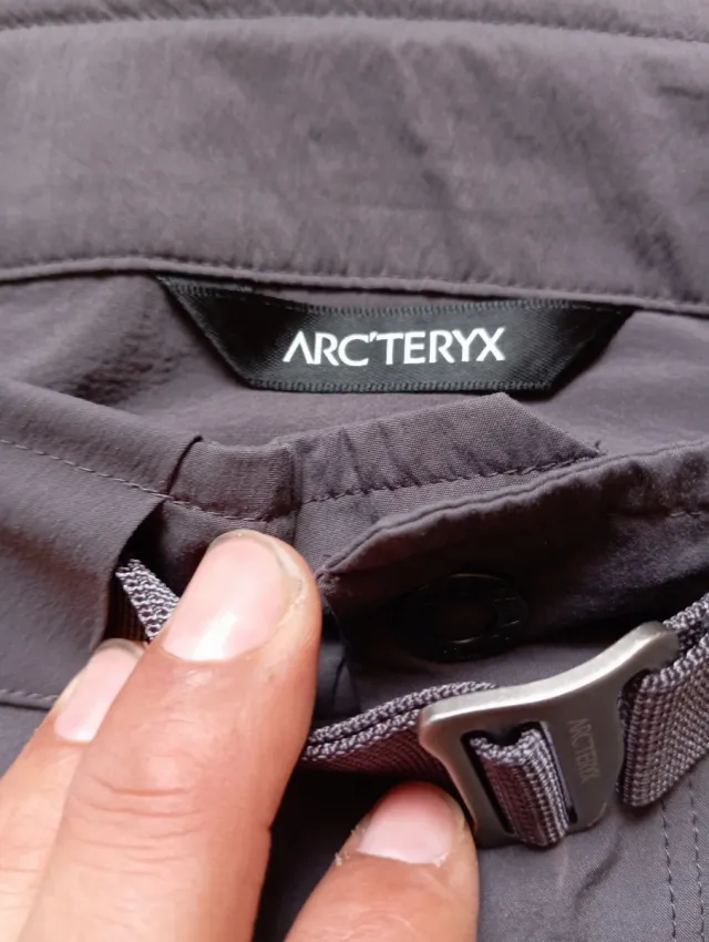 Pantalón Arc'teryx Gris