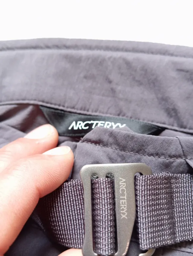 Pantalón Arc'teryx Gris