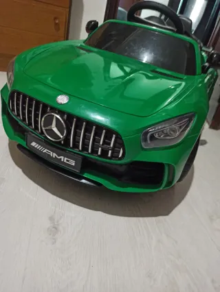Coche eléctrico Mercedes AMG niños