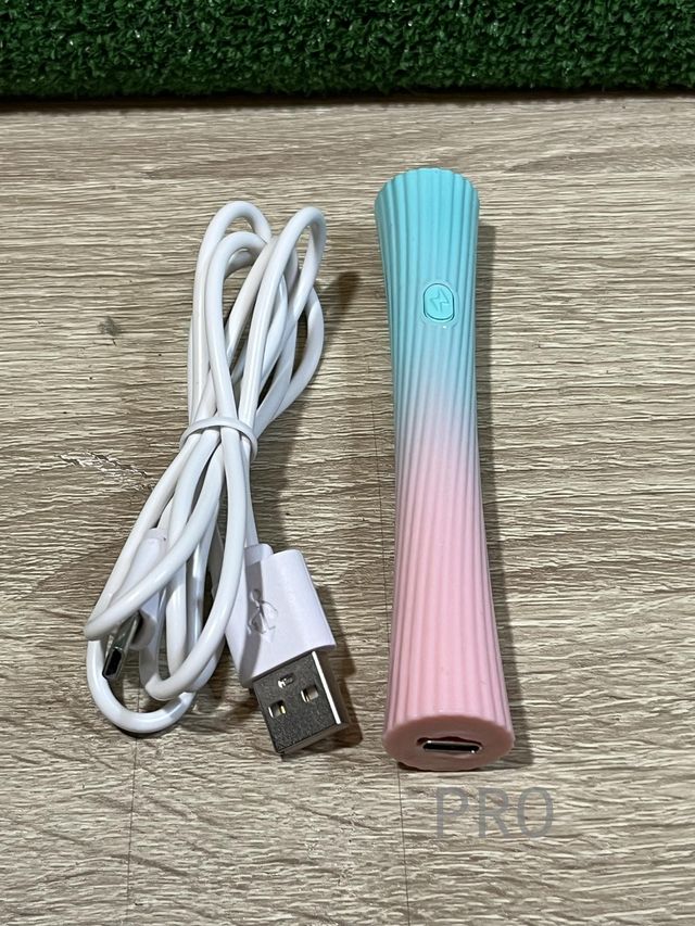 Lámpara UV Portátil para Uñas de Gel