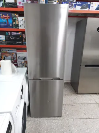 Nevera Sharp plateada a++ 185,cm Nofrost