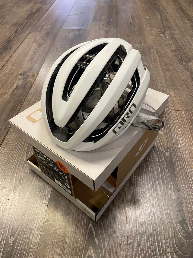 Casco Giro Aries Spherical Adulto S