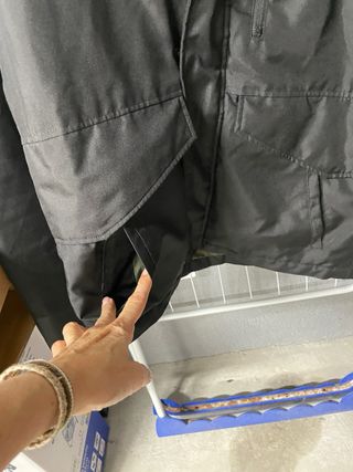 Chaqueta Jack & Jones Negra con Forro Amarillo