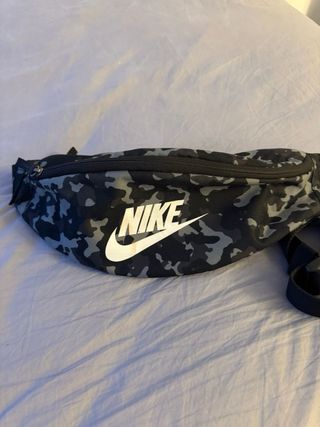 Riñonera juvenil camuflaje