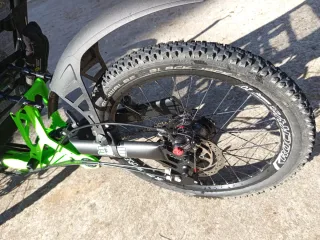 Triciclo reclinado Azub T-Fly 20"