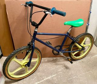 Bicicleta BMX BH California