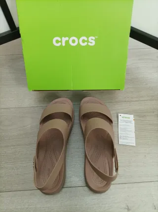 Crocs Brooklyn Low Wedge, Sandalias Mujer 39-40