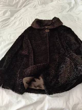 Elegante abrigo pelo sintético Punto Roma