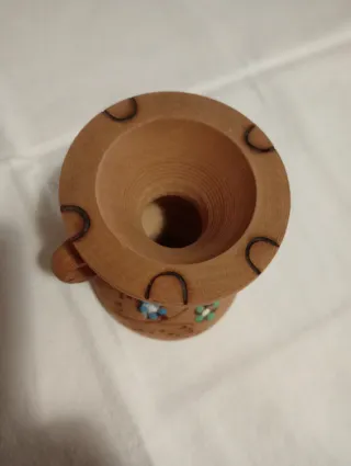 Anfora decorativa in legno