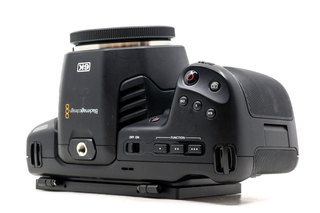 Blackmagic Pocket Cinema Camera 6K + Jaula