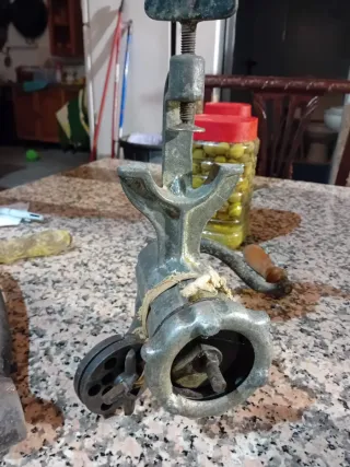 Picadora de carne antigua S32