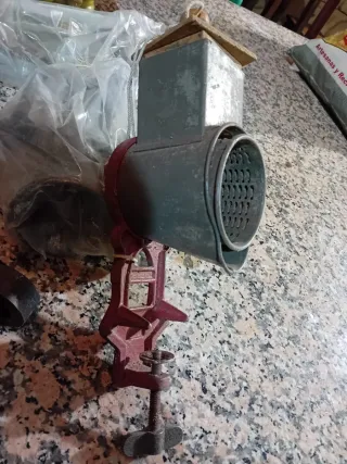 Picadora de carne antigua S32
