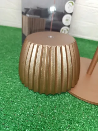 Lámpara de pie inalámbrica