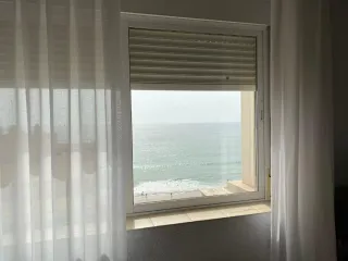 Piso alto frontal al mar en playa Victoria, Cádiz