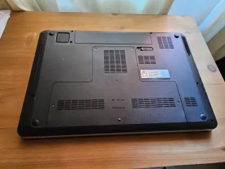 Portátil HP Pavilion DV7 i7 - 17 pulgadas