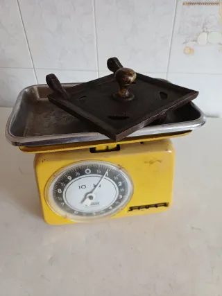 Antigua Puerta de cocina leña,fundicion