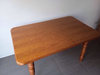 Tavolo in legno massello per cucina o soggiorno