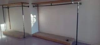 Estantería Ropa Vintage Negra y Marrón