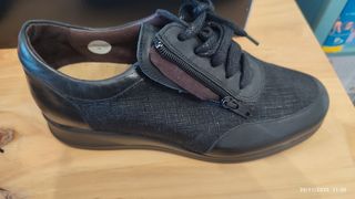 Zapatos de mujer de piel sin estrenar talla 36