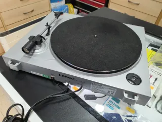 Tocadiscos Lenco Plata/Negro