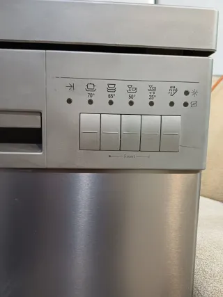 LAVAVAJILLAS SIEMENS GRIS 45CM. ANCHO SEGUNDAMANO