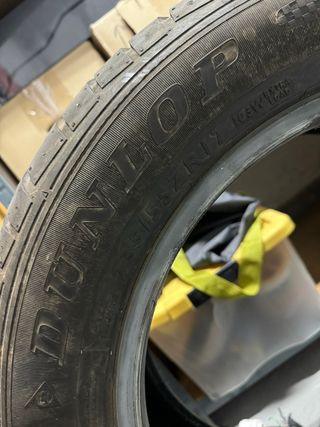 Rueda Dunlop 235/55 R17 SP SPORT MAXX TT