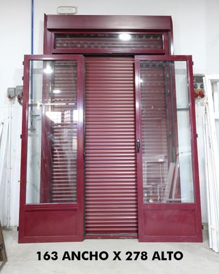 Puerta Balconera Burdeos con Persiana