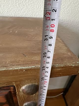 Mesa auxiliar de madera