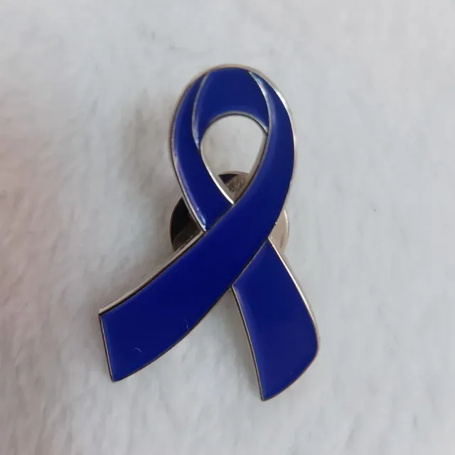REGALO Pin Lazo Azul Día de la Mujer
