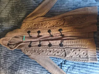 Abrigo borreguero con botones