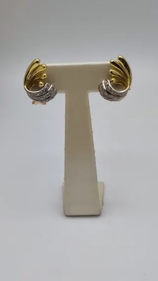 Pendientes de oro 18kt con Brillantes.