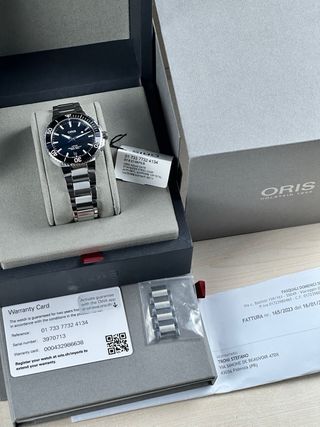 Oris Aquis Date