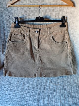 Falda corta marrón pana talla 42 mujer