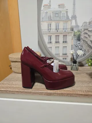 Zapatos tacón burdeos plataforma