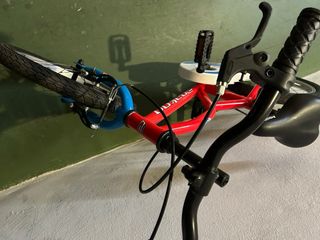 Bicicleta infantil Anakon 16 roja y azul
