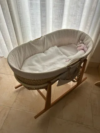 Capazo Moisés de Mimbre de balancin