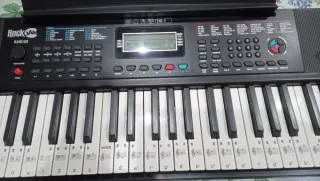 Piano Eléctrico 61 Teclas RockJAM