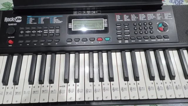 Piano Eléctrico 61 Teclas RockJAM